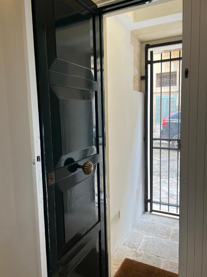 Li Turnisi Apartment Lecce Eksteriør bilde